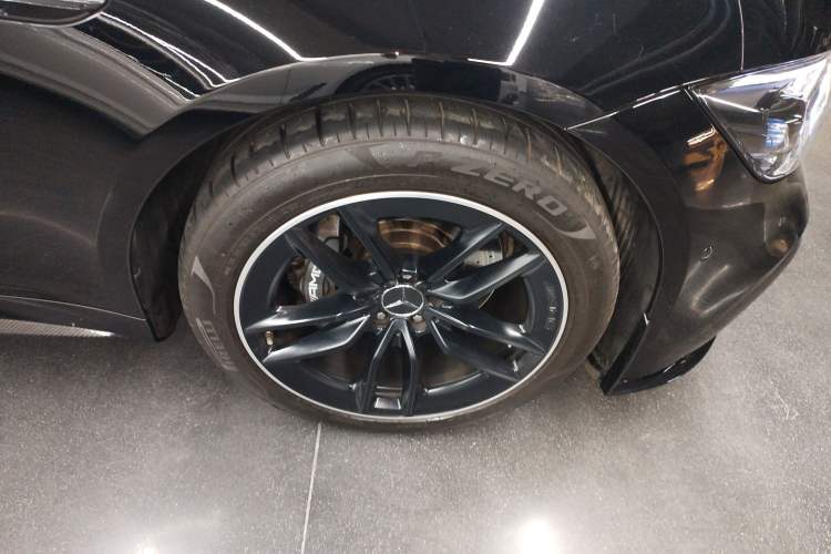 Used Mercedes-Benz AMG GT 2022 AMG GT 50 Four-Door Coupe Right Front Wheel Hub