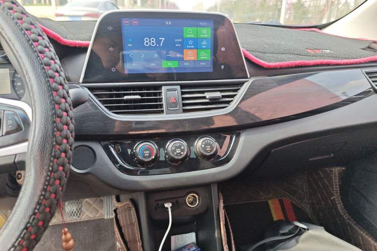 Used Baojun 310 2016 1.2L Manual Luxury Model