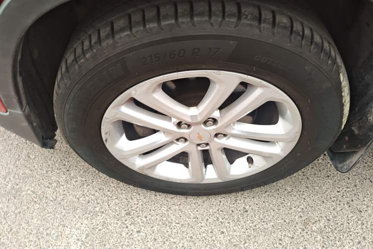 Used Chevrolet Trax 2016 1.4T Automatic Two-Wheel Drive Comfort Version with Sunroof