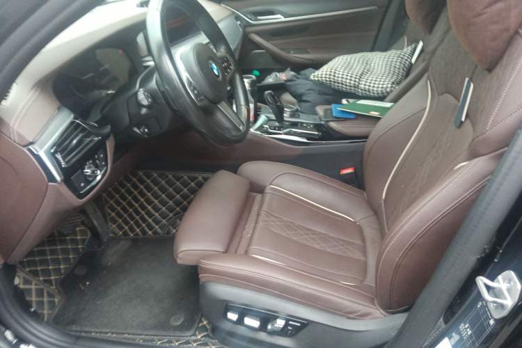 Used BMW 5 Series 2022 Restyled 530Li Luxury Edition M Sport Package
