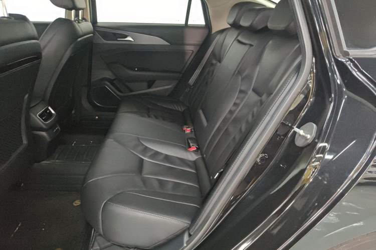 Used Hongqi H5 2022 Classic Model 1.5T DCT Flagship Edition
