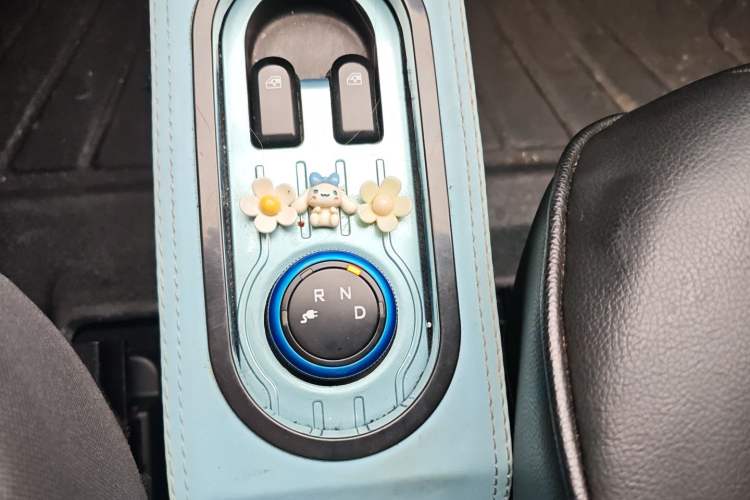 Used Wuling Hongguang MINIEV 2020 Lite Version Lithium Iron Phosphate Gear Lever