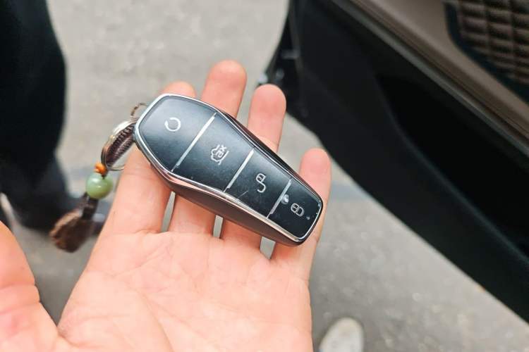 Used BYD Han 2022 DM-i 121KM Prestige Model