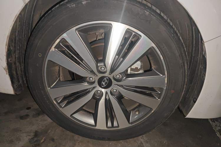 Used Hyundai Mistra 2016 1.8L Automatic Smart GLS