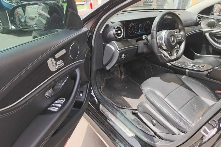 Used Mercedes-Benz E-Class 2020 Restyled E 300 L Sporty and Stylish Edition Driver Seat