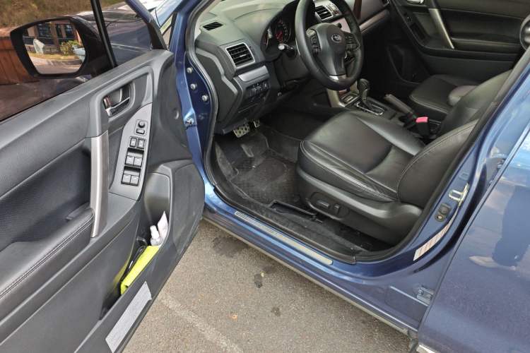 Used Subaru Forester 2015 2.0i Special Edition Commemorative Model
