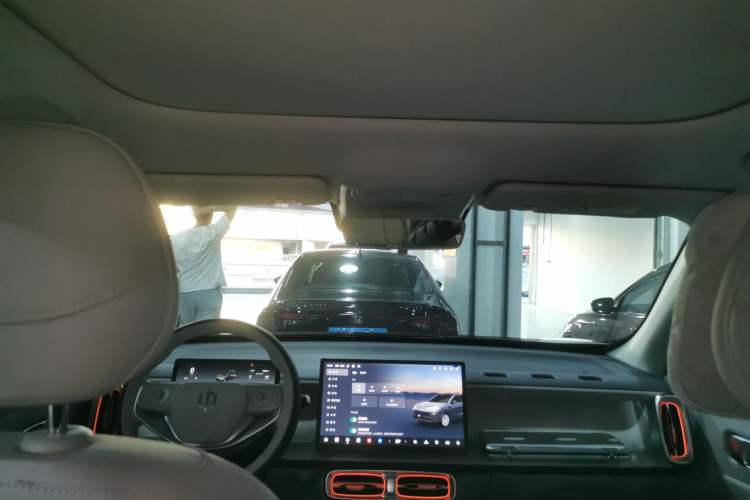 Used Leapmotor B10 2025 510 Joyful Edition Headliner