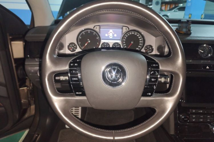 Used Volkswagen Phaeton 2015 3.0L Exclusive Edition