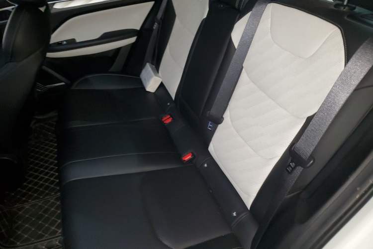 Used Geely Auto Emgrand L 2022 1.4T CVT Flagship Edition
