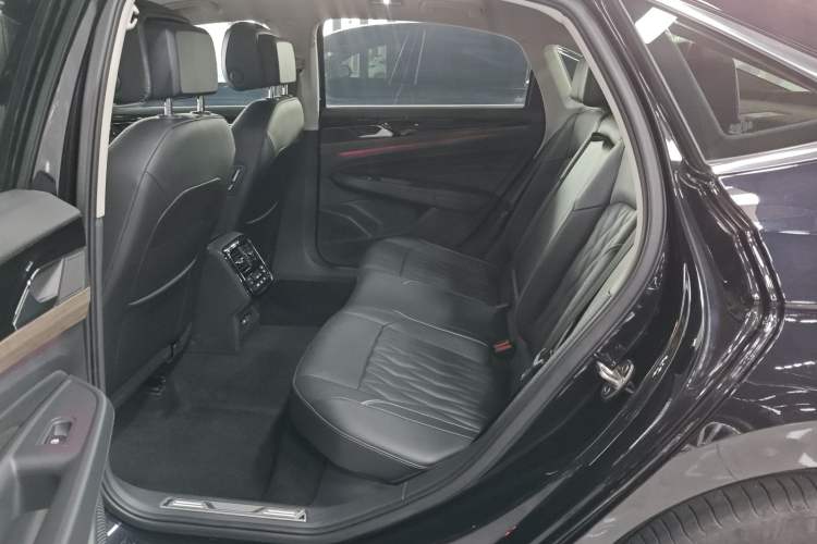 Used Volkswagen Passat 2021 330TSI Luxury Edition
