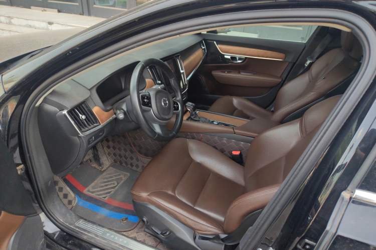 Used Volvo S90 2019 T5 Zhiyuan Edition
