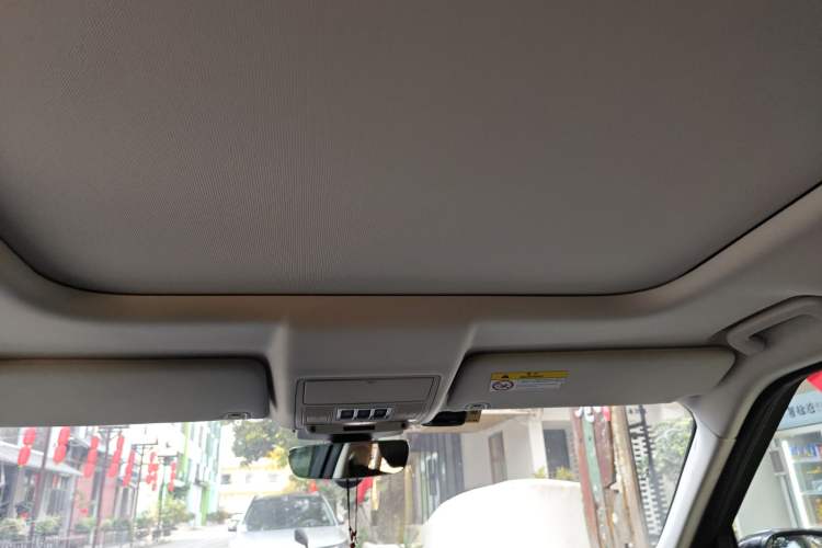 Used Land Rover Discovery 2020 2.0T SE