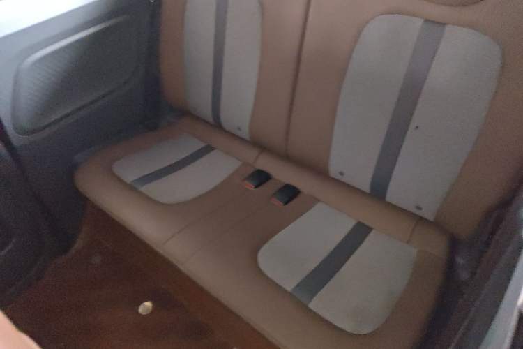 Used Wuling Hongguang MINIEV 2022 GAMEBOY 200km Gaming Edition with Lithium Iron Phosphate
