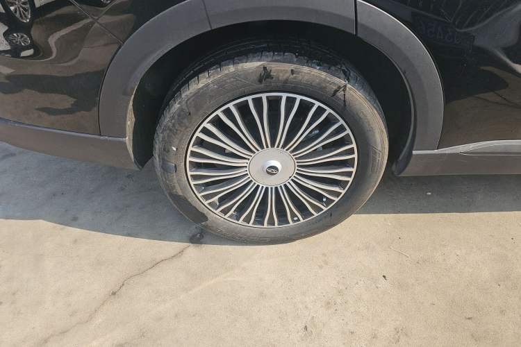 Used Chery Tiggo 8 L 2024 2.0T Two-Wheel Drive Luxury Edition 5 Seats