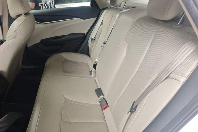 Used Buick GT 2017 15N Automatic Elite Version
