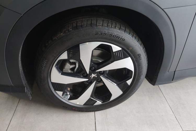 Used ARCFOX Alpha T5 2025 520 PRO
