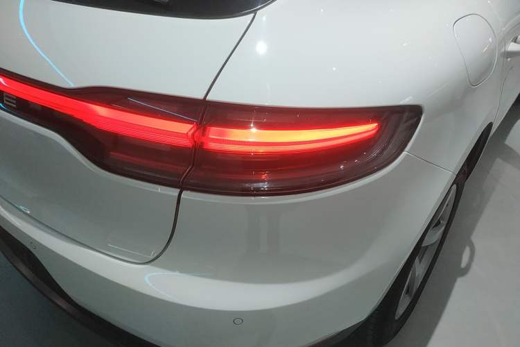 Used Porsche Macan 2018 Macan 2.0T