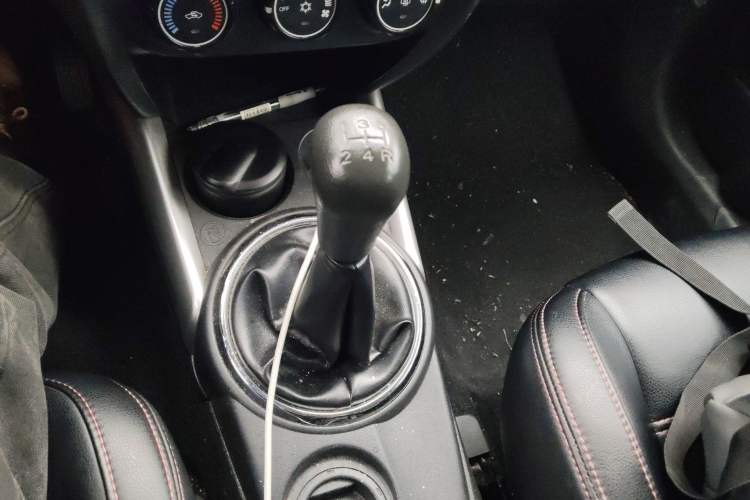 Used Mitsubishi ASX 2013 1.6L Manual Two-Wheel Drive Standard Edition