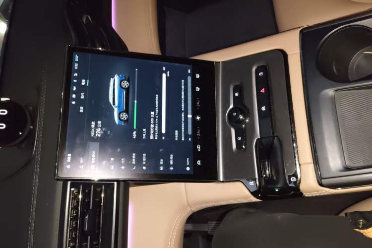 Used Nio ES6 2020 420 km Sport Edition Audio And AC Panel