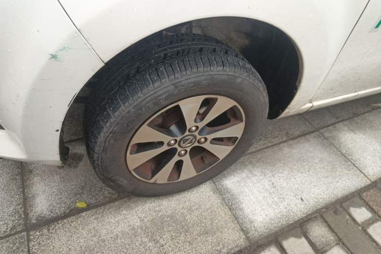 Used JMEV E200L 2020 E200L Standard Model (302 KM)