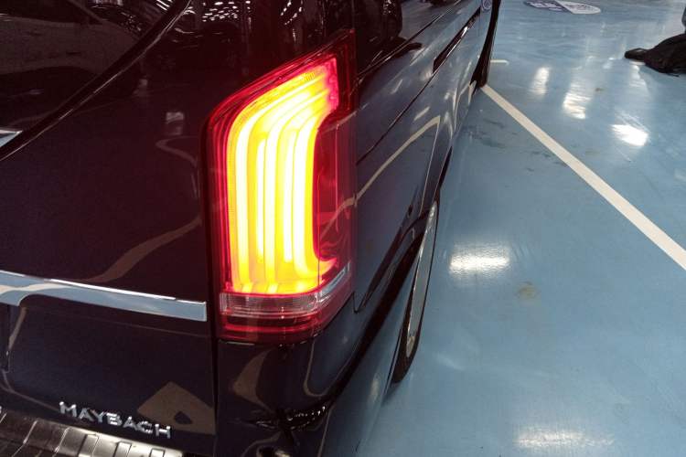 Used Mercedes-Benz V-Class 2018 V250 2.0T Middle East Version