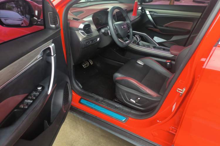 Used Geely Auto Coolray 2019 Sport Model 260T DCT Battle China V Standard Driver Seat