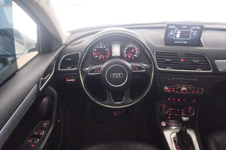 Used Audi Q3 2016 35 TFSI quattro all-wheel-drive style model