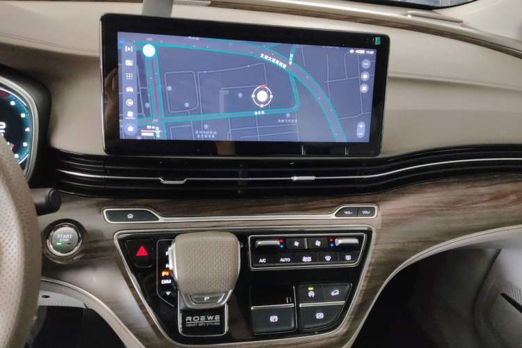 Used Roewe iMAX8 2023 400TGI Comfort Edition Audio And AC Panel