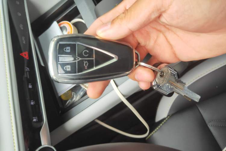 Used CHANGAN CS75 PLUS 2023 3rd Generation 1.5T Automatic Prestige Model Vehicle Key