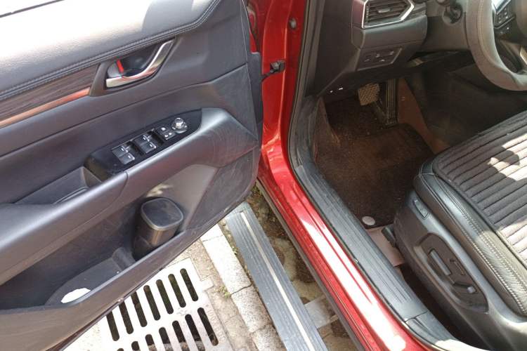 Used Mazda CX-5 2017 2.0L Automatic 2WD Smart Enjoyment Version China V Standard
