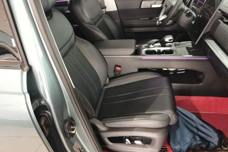 Used Chery Explore 06 2023 Urban Edition 1.6T Two-Wheel Drive Luxury Right Front Seat