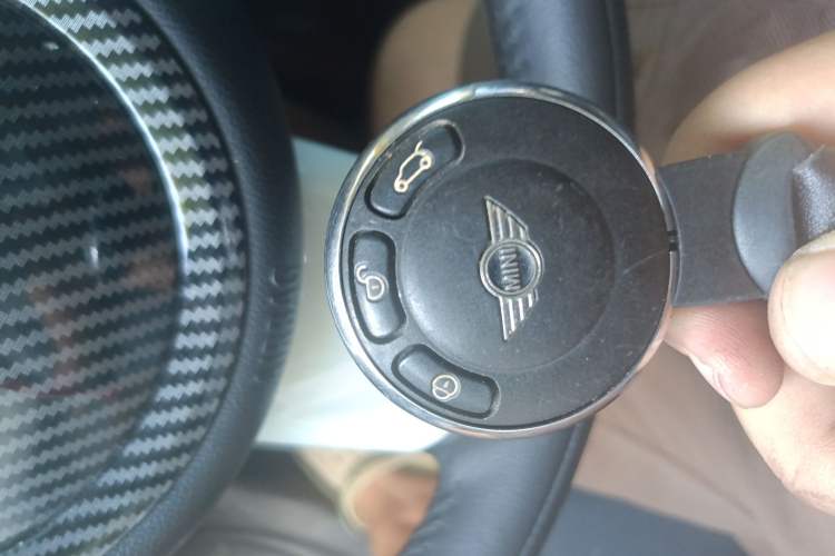 Used MINI MINI 2012 1.6L COOPER Baker Street