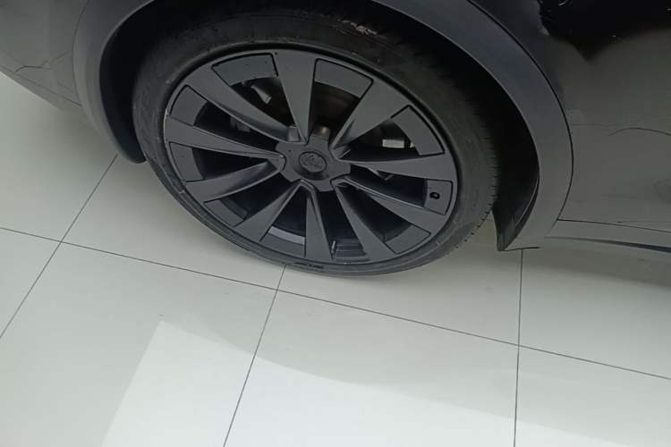 Used Tesla Model X 2023 Dual-Motor All-Wheel-Drive Version
