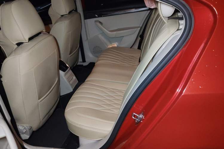 Used Skoda Octavia 2015 1.6L Automatic Yijun Edition Left Rear Seat