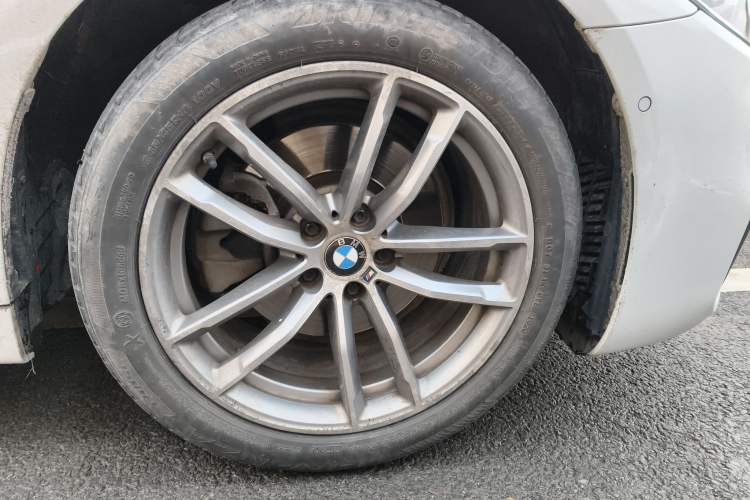 Used BMW 5 Series 2020 525Li M Sport Package