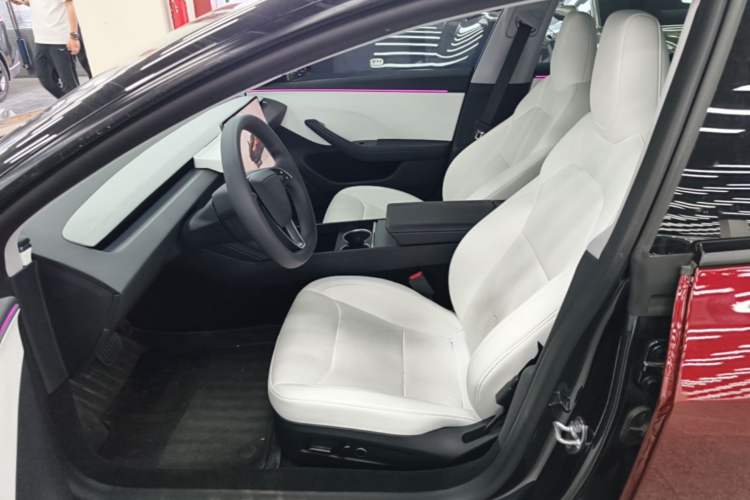 Used Tesla Model 3 2025 Rear-Wheel-Drive Version