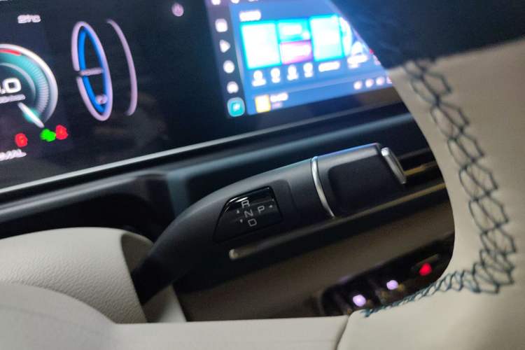 Used ORA Good Cat 2023 501 km Long-Range Luxury Version Lithium Iron Phosphate
