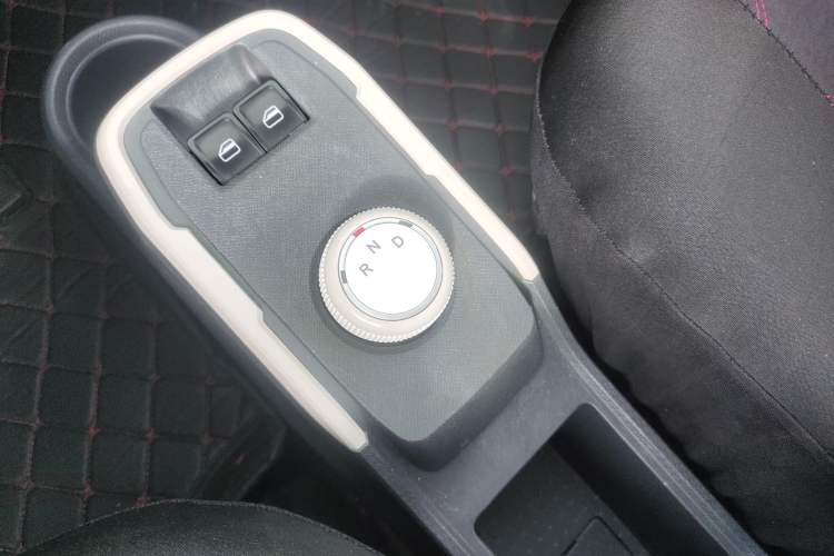 Used Chery QQ Ice Cream 2024 Restyled 170 km Sundae Gear Lever