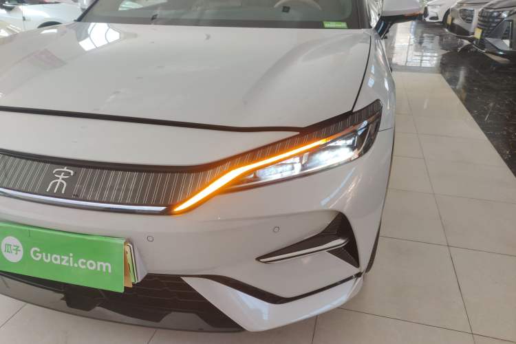 Used BYD Song L EV 2025 Intelligent Driving Version 662 km LiDAR Excellence Edition
