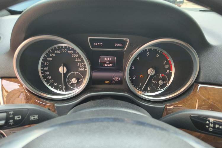 Used Mercedes-Benz M-Class 2014 ML 400 4MATIC Luxury Model