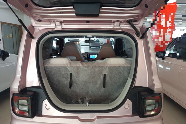 Used Geely Galaxy Panda 2025 210 km – Yuanqi Bear Trunk