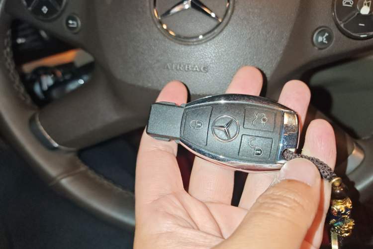 Used Mercedes-Benz E-Class 2013 E 260 L CGI Elegant Model
