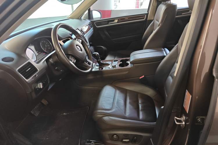 Used Volkswagen Touareg 2015 3.0 TSI Standard Model