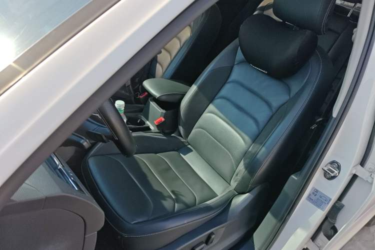 Used Volkswagen Tiguan L 2020 330TSI Automatic Two-Wheel Drive Smart Luxury Edition China VI Standard Left Front Seat