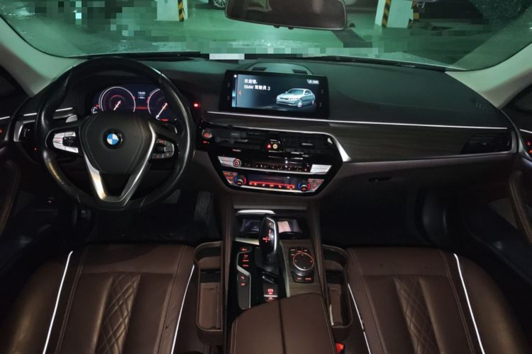 Used BMW 5 Series 2018 Facelifted 530Li Luxury Edition Premium Package
