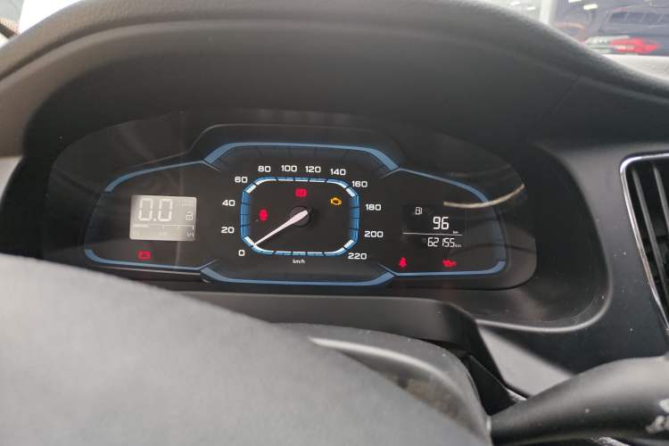 Used Roewe 360 2015 1.5L Manual Luxury Edition Instrument Cluster