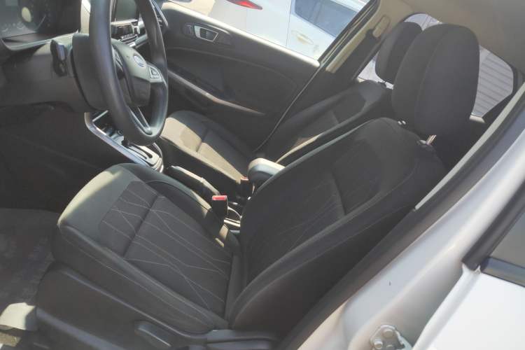 Used Ford EcoSport 2018 1.5L Automatic Platinum Wing Model
