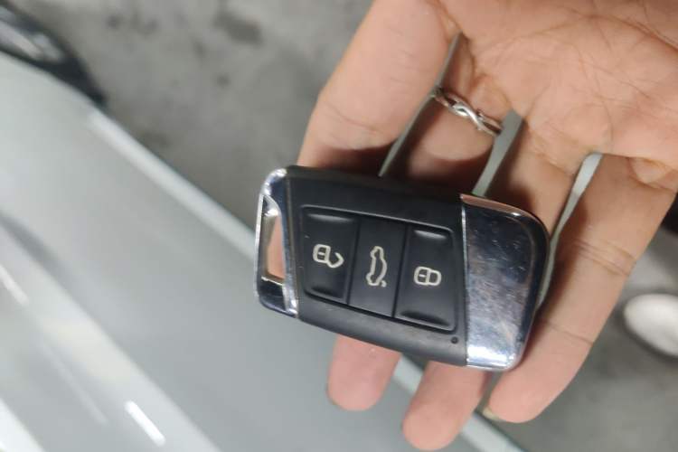 Used Volkswagen FAW-Volkswagen CC 2023 380TSI Striking Edition
