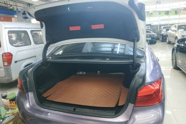 Used BMW 5 Series New Energy 2019 Updated Version 530Le Luxury Package Trunk