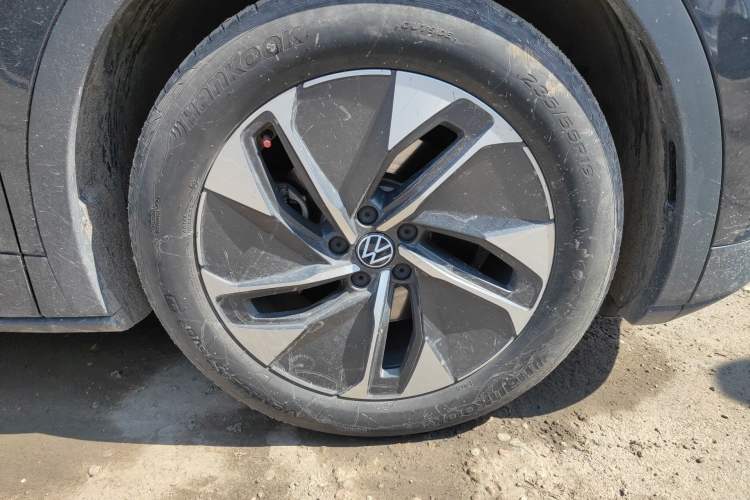 Used Volkswagen ID.4 CROZZ 2022 Pure Edition Limited Edition Right Front Wheel Hub